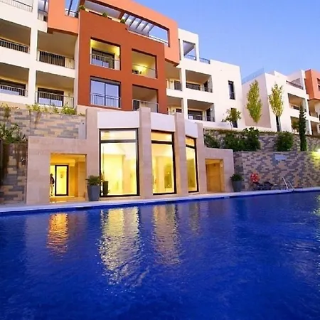 Casa de Férias Luxurius Penthouse With Large Terrace And Marbella