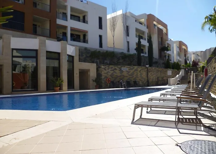 Luxurius Penthouse With Large Terrace And Marbellac