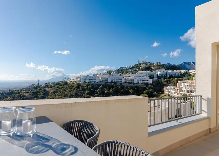 Hébergement de vacances Luxurius Penthouse With Large Terrace And